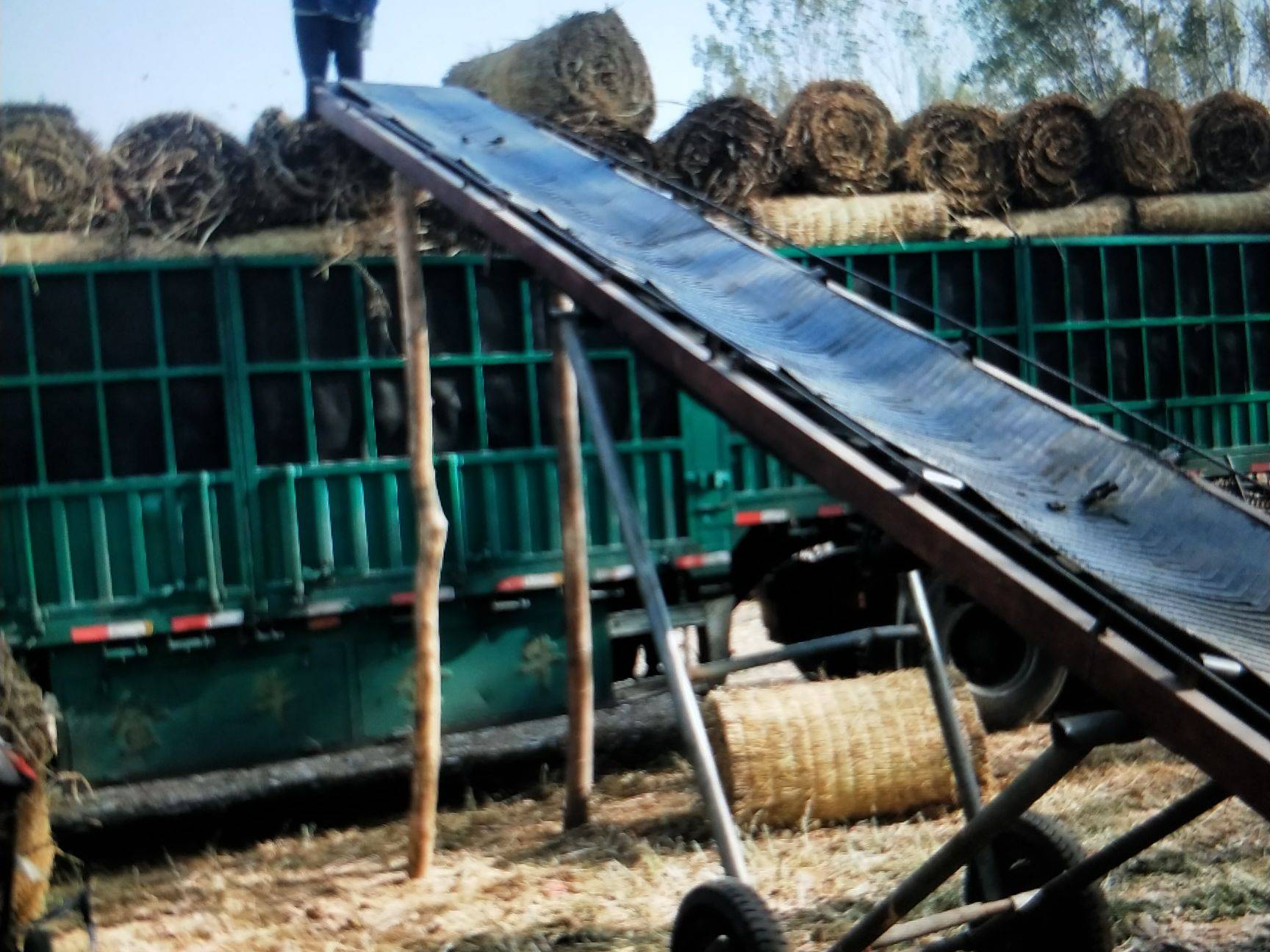 煤礦草簾：有效控制礦井火災(zāi)，守護(hù)礦工生命安全