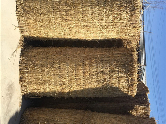 如何篩選出更值得信賴(lài)的草簾廠(chǎng)？