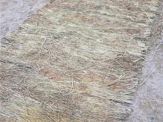 煤礦草簾：提升煤礦生產(chǎn)效益，實(shí)現(xiàn)礦業(yè)可持續(xù)發(fā)展