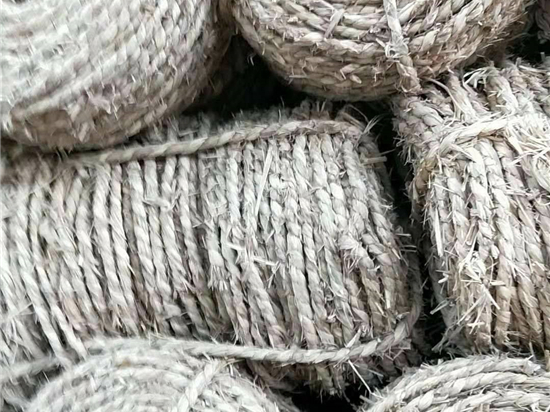 內(nèi)蒙防風(fēng)治沙草繩廠家品質(zhì)與服務(wù)并重