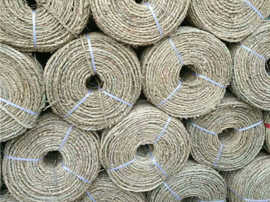 內(nèi)蒙防風(fēng)治沙草繩廠家：技術(shù)與服務(wù)并重的選擇