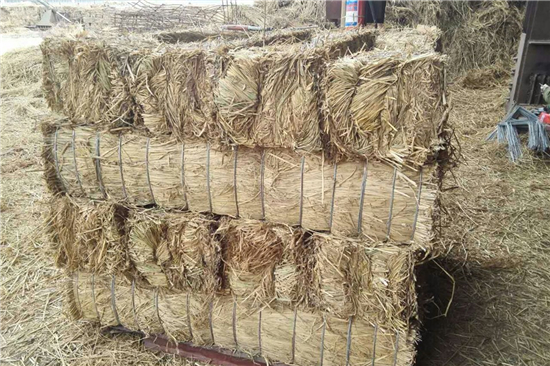 防滑草支墊在鋼廠鐵路裝載中的作用與價(jià)值(防滑草墊子)