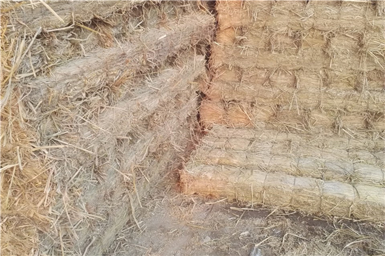 防滑草支墊：貨物運(yùn)輸?shù)牡昧χ? title=