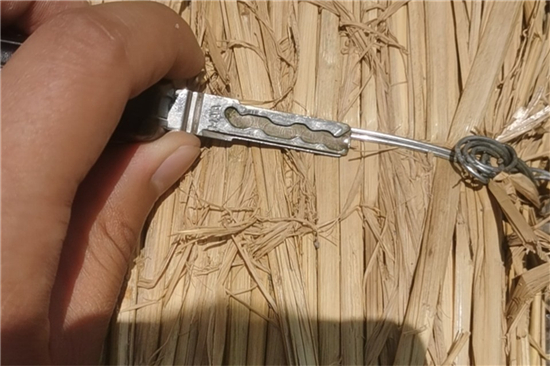 鋼廠鐵路裝載加固防滑草支墊廠家 產(chǎn)品優(yōu)勢解析(防滑草墊使用注意)