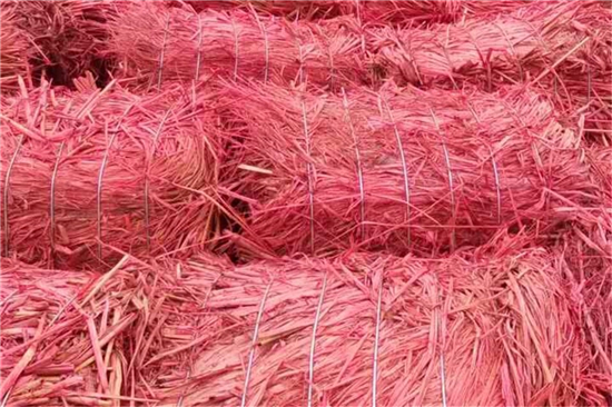 草支墊選購(gòu)：關(guān)注性能與品質(zhì)