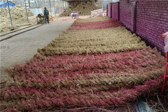 鋼廠鐵路裝載加固防滑草支墊廠家 產(chǎn)品優(yōu)勢解析(防滑草墊使用注意)