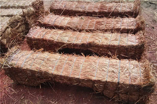 鐵路鋼廠裝載防滑草支墊廠家 專注研發(fā)與創(chuàng)新