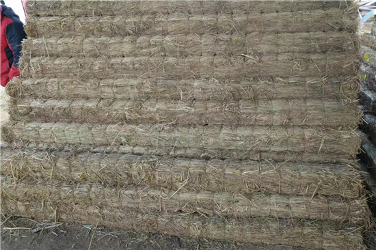 防滑草支墊在鋼廠鐵路裝載中的實踐與探討(防滑草繩捆扎方法)