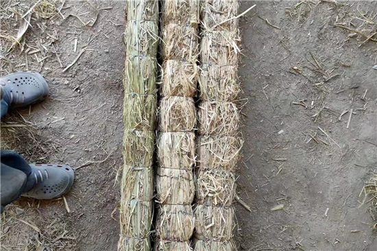 防滑草支墊在鋼廠鐵路裝載中的作用與價(jià)值(防滑草墊子)