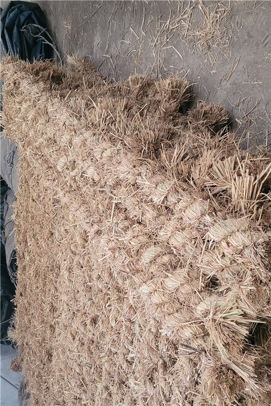 鋼廠鐵路裝載加固防滑草支墊的施工方法與要求(鐵路專用草支墊多少錢)